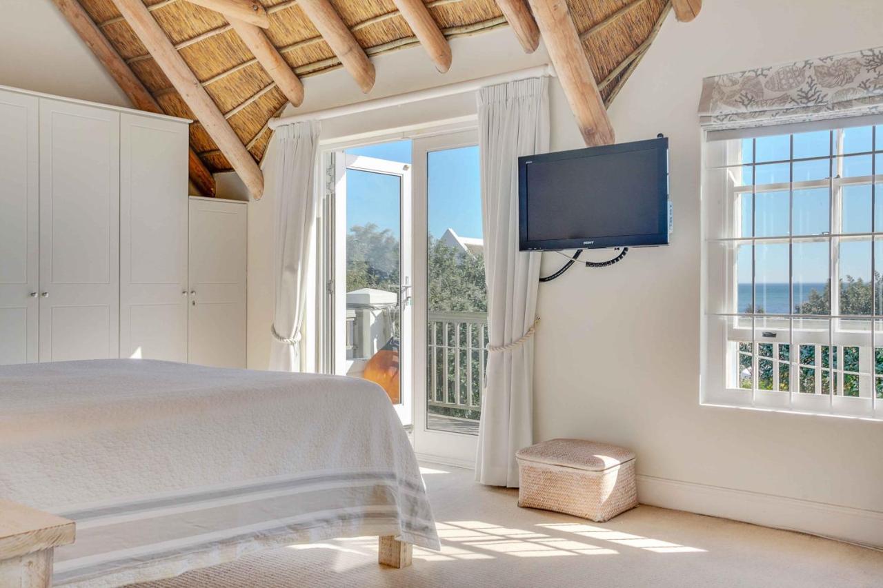 Holiday home At Kommetjie Way *
